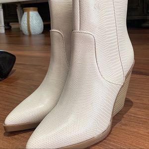 Cream express booties